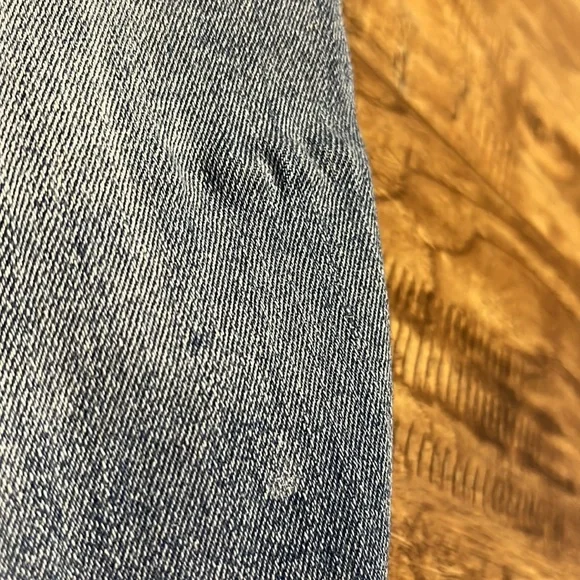 GENERRA denim distressed Jean shorts - Picture 9 of 10